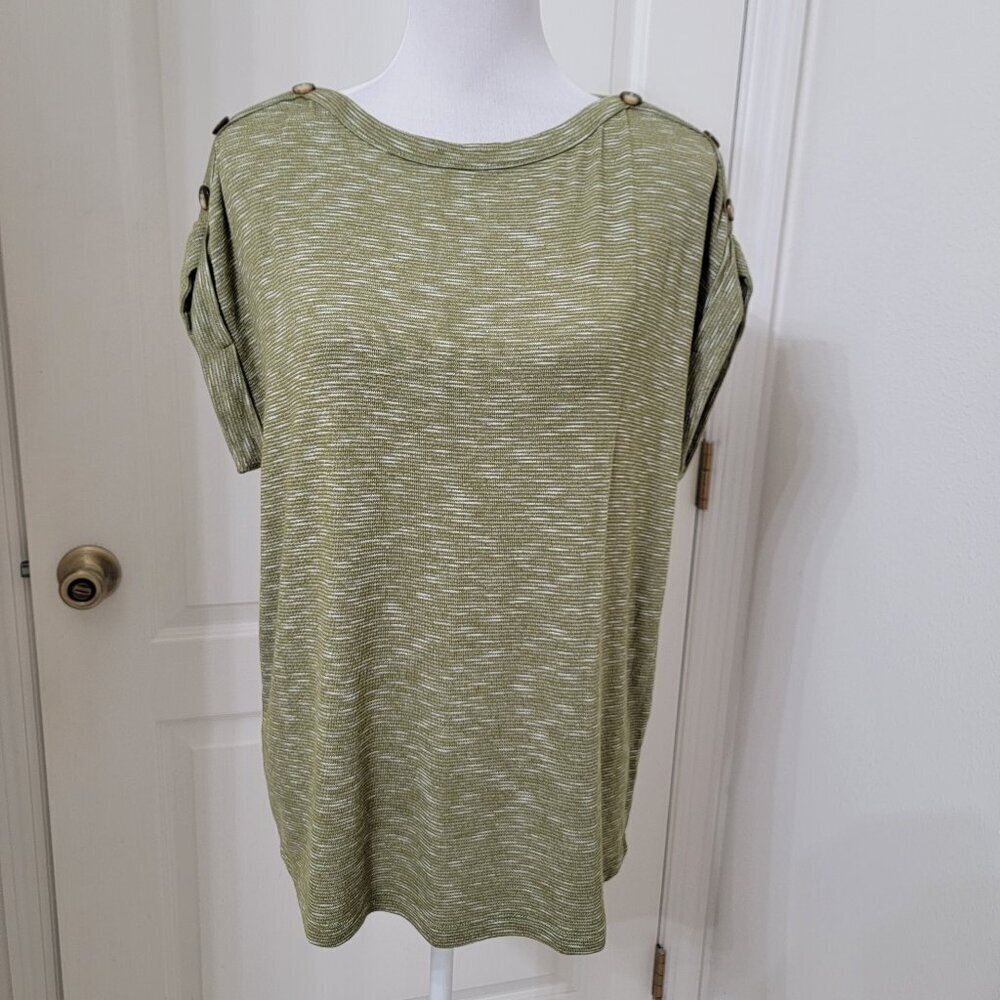 Kaileigh Size M Marled Olive Green Button Shoulder Short Sleeve Top, NWOT